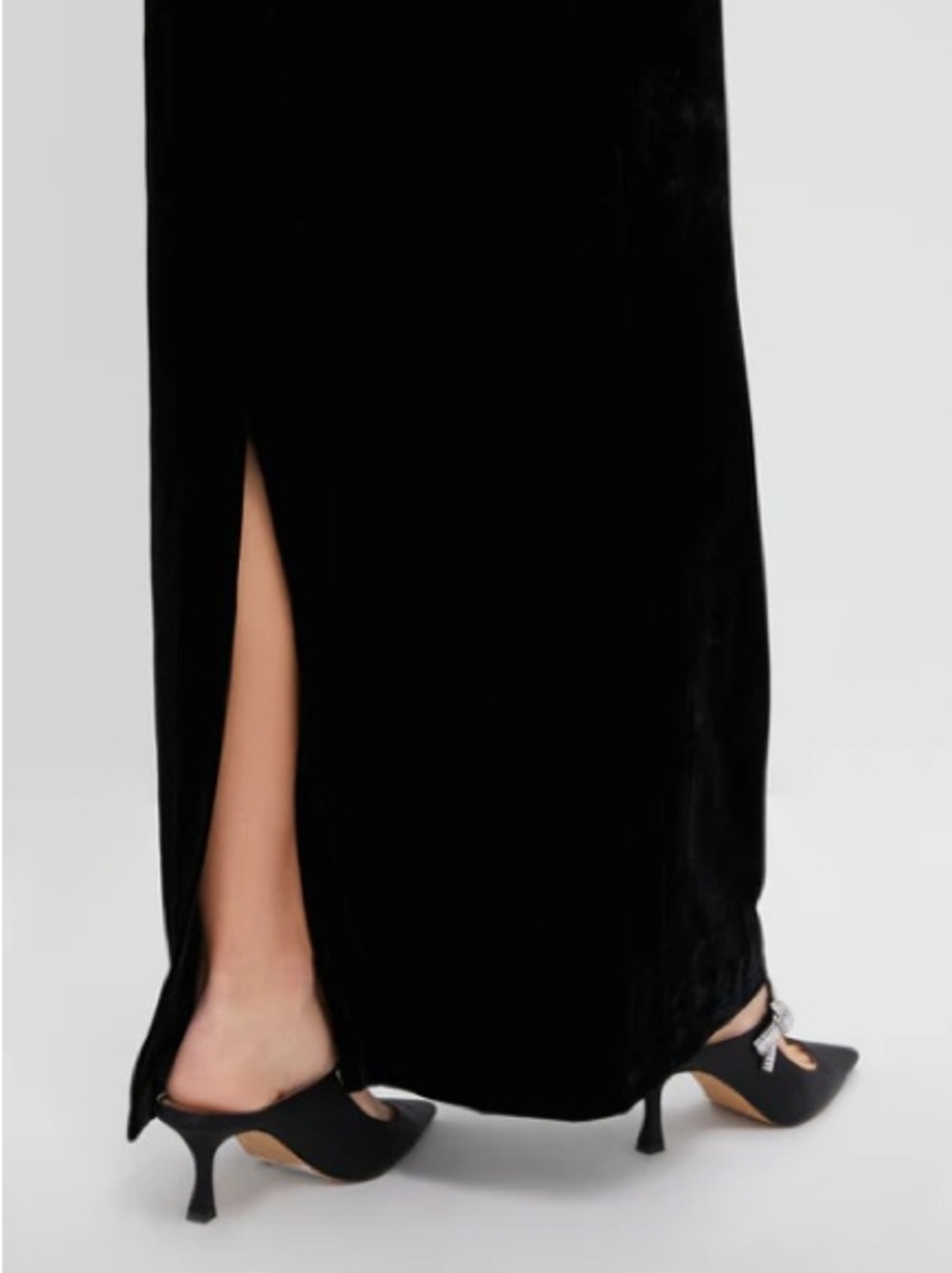 Tuckernuck Zanzibar Blue and Black Velvet Artemis Ruffle Dress Size 8 NEW $398 - Picture 6 of 13
